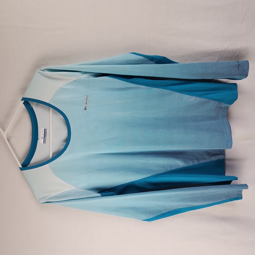 Columbia Women long-sleeved shirt